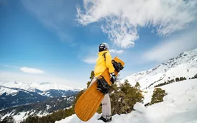 where to snowboard in italy